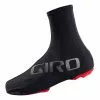 Couvre-chaussures Giro Ultralight Aero Noir Blanc 1 Couvre-chaussures Giro Ultralight Aero Noir Blanc -Guêtres de compression Cyclisme Soldes gi 114.21600 c 159