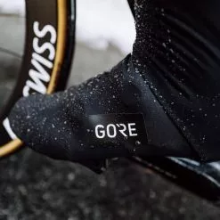 Couvre-chaussures Gore Wear Shield Thermo GORE-TEX INFINIUM™ Noir -Guêtres de compression Cyclisme Soldes gow 1008279900 004